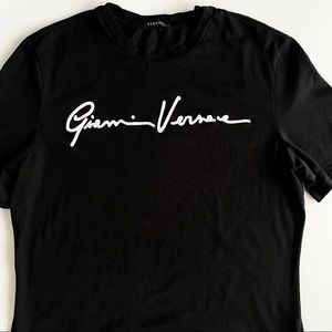 *GREAT CONDITION* Versace Signature Tshirt